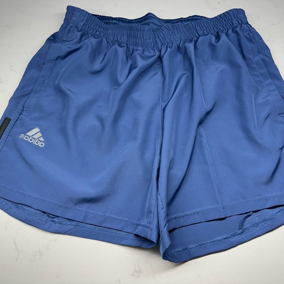 NWT ADIDAS Own The Run 7" Inseam Shorts in Crew Blue Men’s - Picture 7 of 7